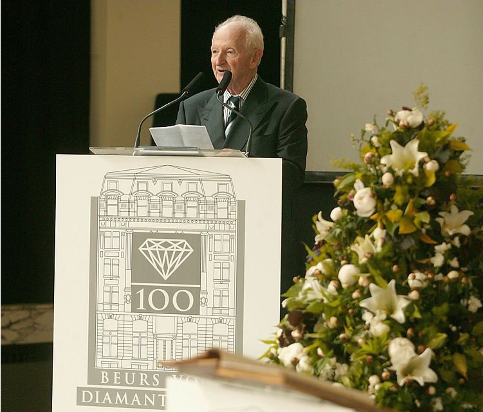 Diamond Bourse President Arthur Beller speaking at the centenary of the Antwerp Diamond Stock Exchange, 14 June 2004